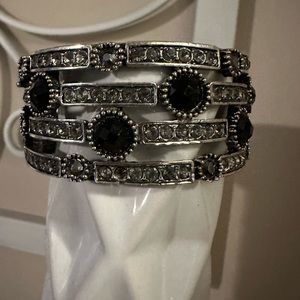 Women’s bangle silver with black and crystal stones